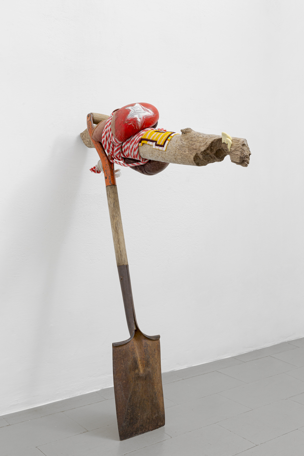 a question of vibrancy/earthly sight