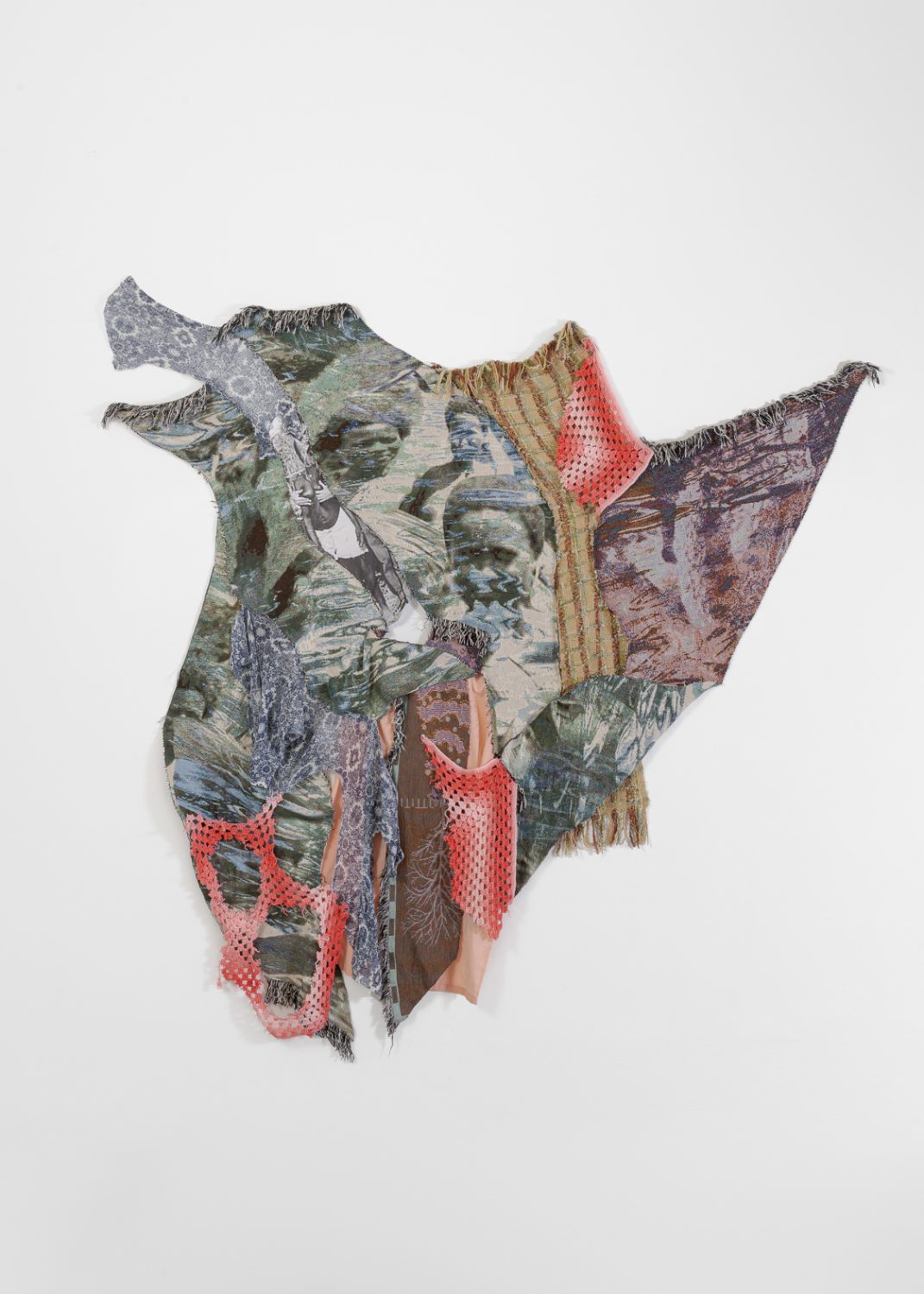 a question of vibrancy/earthly sight